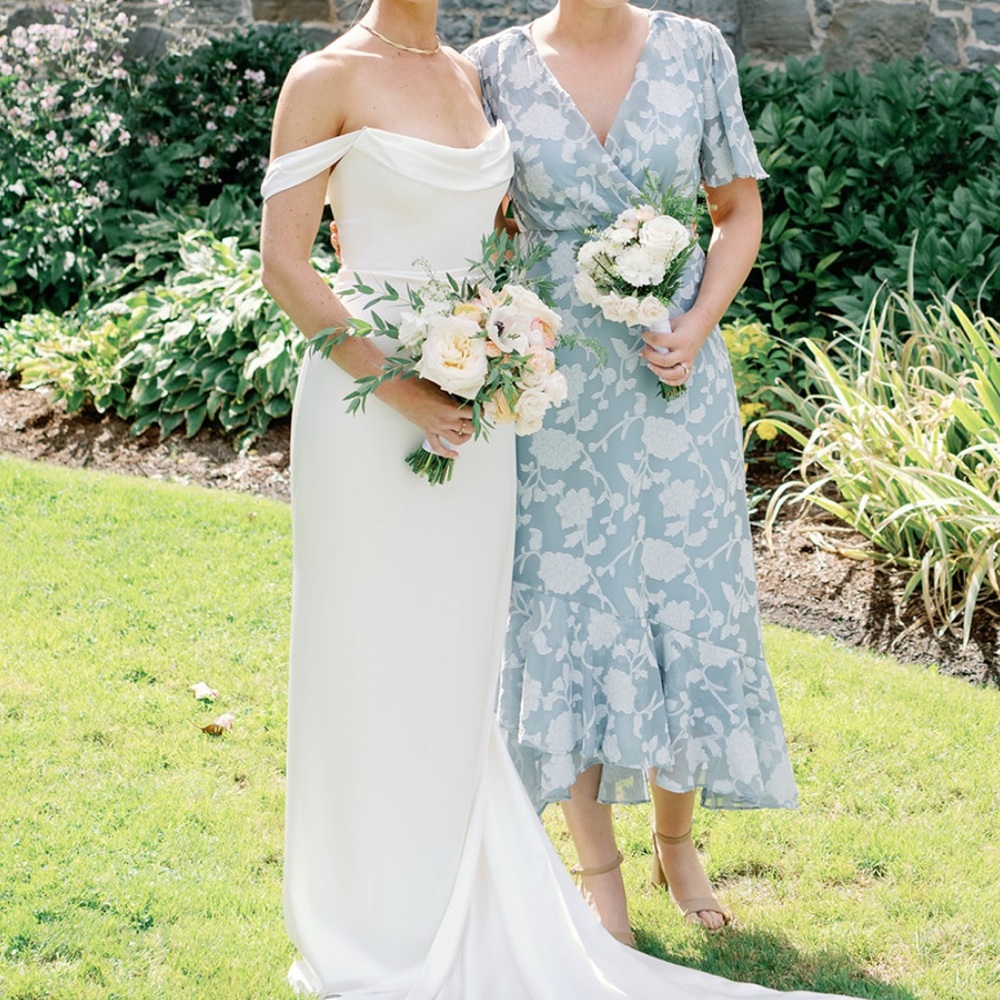 Blue floral midi dress